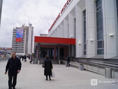Площадь Революции в Нижнем Новгороде благоустроят к декабрю за 140,3 млн рублей - vgoroden.ru - Швейцария - Нижний Новгород - Нижний Новгород - Благоустройство