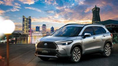Toyota запатентовала в России новый кроссовер Corolla Cross - iz.ru - Израиль - Япония - Таиланд