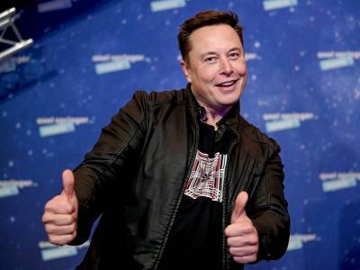 Илон Маск - Илон Маск заявил о возможном скором появлении Tesla в России - sobesednik.ru - Шанхай