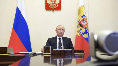 Владимир Путин - Лишь Россия передает технологии по вакцинам, отметил Путин - vesti.ru - Киргизия