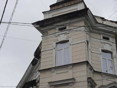 В центре Одессы опять рушатся фасады - odessa-life.od.ua - Одесса