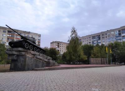 Лисичанская ВГА примет в коммунальную собственность памятники и братские могилы ради их сохранения - vchaspik.ua - Новодружеск