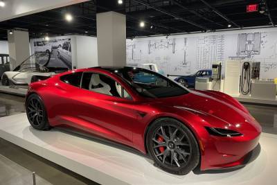 Илон Маск - Забудьте о «самой быстрой» Model S Plaid. «Летающий» Tesla Roadster с реактивными двигателями SpaceX сможет разгоняться до 100 км/ч всего на 1,1 секунды - itc.ua - Лос-Анджелес