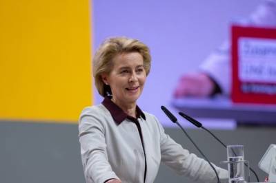 ЕС планирует передать бедным странам в 2021 году до 100 млн доз вакцин - aif.ru - Ляйен