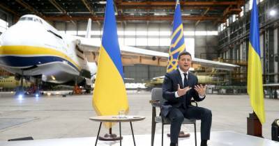 Владимир Зеленский - Петр Порошенко - Кирилл Сазонов - За два года президентства у Зеленского было несколько серьезных побед, - эксперт - tsn.ua
