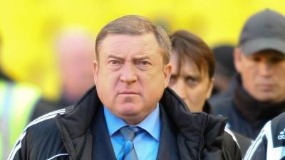 Станислав Черчесов - Артем Дзюбы - Дзюбу призвали извиниться за нелестное высказывание об атмосфере в Чечне - newinform.com - Московская обл. - респ. Чечня - Новогорск