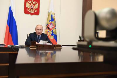 Сергей Шойгу - Владимир Путин - Путин поздравил Шойгу с днем рождения - tvc.ru