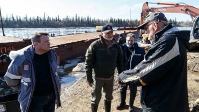 Алексей Кузнецов - Главу Минприроды Коми раскритиковали за «теплую лукойловскую курточку» - 5-tv.ru - респ. Коми - Экология