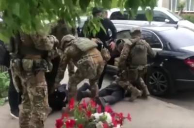 Лицом в асфальт: КОРД накрыл сходку уголовных авторитетов. ВИДЕО - from-ua.com - Украина - Николаевская обл. - Вознесенск