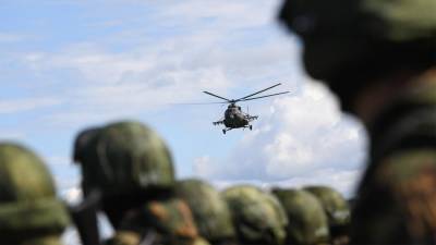 Два росгвардейца погибли во время учений в Мурманской области - iz.ru - Мурманская обл.