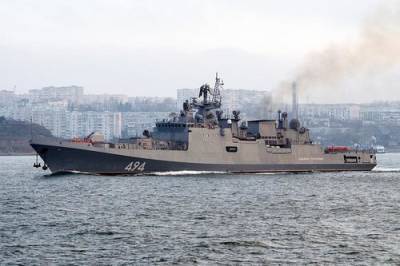 Avia.pro: российский крейсер и фрегат встретили в Черном море британский военный корабль учебными стрельбами - argumenti.ru - Москва - Россия - Англия - Черное Море - Великобритания