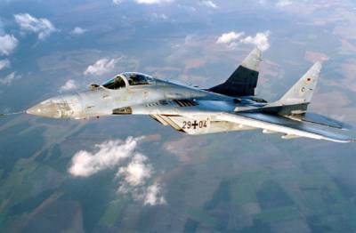 Российские МиГ-29 перепугали армию Азербайджана в Армении - actualnews.org - Москва - Азербайджан - Ереван