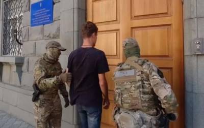 В Крыму студент получил тюремный срок за "экстремизм" - korrespondent.net - Украина - Крым - Евпатория
