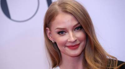 Светлана Ходченкова - Звезда фильмов "Квартал 95" показала нежный образ в лучах света: "Света, душа моя..." - sport.politeka.net