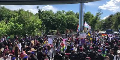 Владимир Зеленский - Фото и видео как в Киеве проходил марш трансгендеров 22.05.2021 – задержание националистов - ТЕЛЕГРАФ - telegraf.com.ua - Киев