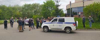 В Великом Новгороде полиция приехала на собрание муниципальных депутатов - runews24.ru - Новгородская обл. - Великий Новгород