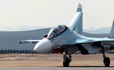 В Крыму катапультировался экипаж стоящего на земле истребителя Су-30СМ - topwar.ru - Крым