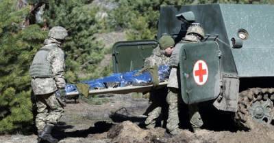 День в ООС: боевики 8 раз открывали огонь, один защитник Украины получил ранения - dsnews.ua - Россия - Донбасс