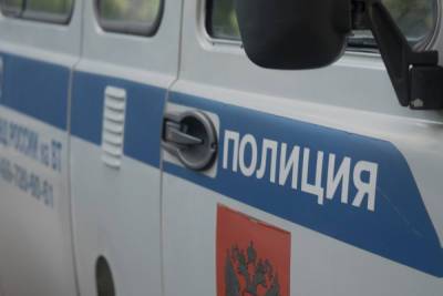 Найдена девушка, кидавшая записки о помощи из многоэтажки в Новосибирске - mk.ru - Москва - Новосибирск - Новосибирская обл.