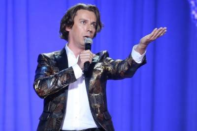 Максим Галкин - Максим Галкин рассказал про зэков, заваливших его любовными письмами - mk.ru