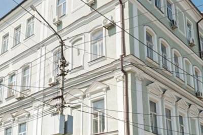 На Московской горит здание бывшей думы - saratov.mk.ru - Саратов