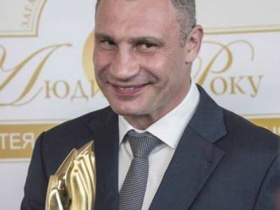 Виталий Кличко - Владимир Кличко - Кличко стал победителем премии "Человек года-2020" в номинации "Мэр года" - gordonua.com - Киев