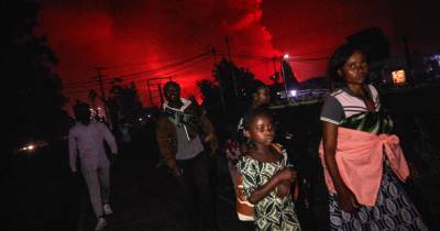 Свыше ста человек могли погибнуть из-за извержения вулкана в Конго - ren.tv - Конго - Гома