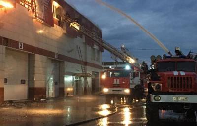 Крупный пожар на улице Плеханова в Твери тушили пять пожарных частей - afanasy.biz - Тверь - Тверская обл.