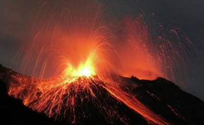 Извержение вулкана в Конго: погибли 15 человек - unn.com.ua - Киев - Конго - Гома