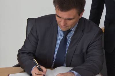 Павел Климкин - Энтони Блинкен - Экс-глава МИД Украины рассказал об «ударе под дых» от США - aif.ru - Киев