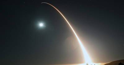 Хакер похвастался доступом к баллистическим ракетам и крейсеру ВМС США - ren.tv - США