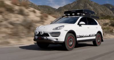 Porsche Cayenne - Porsche - В США Porsche Cayenne превратили в покорителя тяжелого бездорожья (видео) - focus.ua