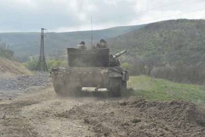 Никола Пашинян - В Армению вторглось около 1000 азербайджанских военных: Ереван потерял часть территории - free-news.su - Азербайджан - Ереван
