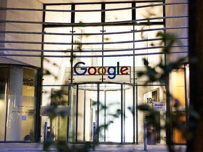 "Коммерсант": Google впервые подал иск к Роскомнадзору - kasparov.ru - Москва