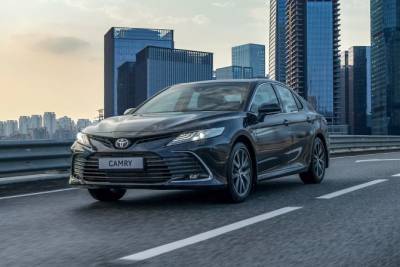 Какие автомобили Toyota лучше подходят для долгого путешествия - usedcars.ru