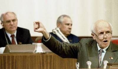 Андрей Сахаров - А получилось, как всегда...Почему страна оказалась недостойна академика Сахарова - newizv.ru