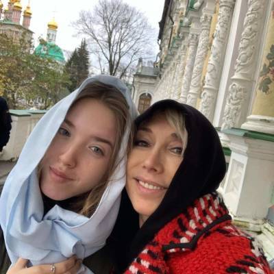 Елена Воробей - Дочь Елены Воробей пожаловалась на травлю в школе: «Говорили, что я на лошадь похожа» - actualnews.org