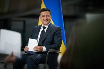 Владимир Зеленский - Денис Пушилин - Сергей Аксенов - Леонид Пасечник - Зеленский ввел масштабные санкции против России - obzor.lt - Россия - Украина - Крым - ДНР - ЛНР - Донецкая обл.