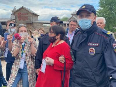 Владимир Путин - Начался сбор подписей под обращением к Путину с призывом дать оценку разгону Земского съезда в Новгороде - rosbalt.ru - Великий Новгород
