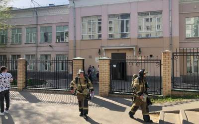 Из-за угрозы минирования в Казани эвакуируют четыре школы - runews24.ru - Казань