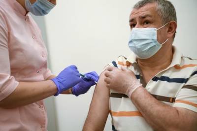 Василий Акимкин - В России более 10 млн человек прошли вакцинацию от COVD-19 - aif.ru