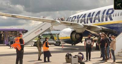 Александр Лукашенко - Вынужденная посадка самолета Ryanair в Минске: что известно к этому часу - rus.delfi.lv - Литва - Вильнюс - Минск - Латвия - Minsk - Vilnius