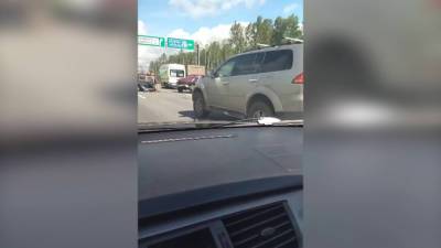 Массовое ДТП собрало 4-километровую пробку на КАД в Петербурге - piter.tv - Санкт-Петербург