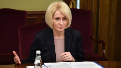 Михаил Мишустин - Викторий Абрамченко - Абрамченко: Ситуация с лесными пожарами в России находится под контролем - mir24.tv - Тюменская обл. - Свердловская обл. - Курганская обл. - Новосибирская обл. - Омская обл.