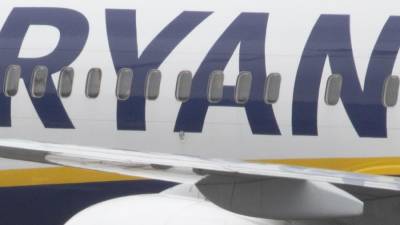 В Сети появилась запись разговора пилота Ryanair и авиадиспетчера - iz.ru - Вильнюс - Минск