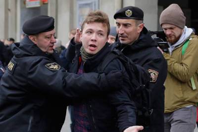 Мать Протасевича сообщила, что о нем до сих пор ничего не известно - mk.ru - Вильнюс - Минск