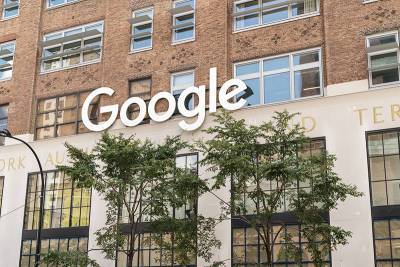 Роскомнадзор пригрозил замедлением сервисам Google - tvc.ru