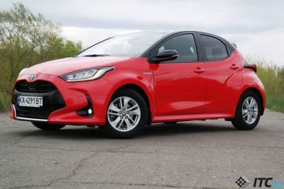 Тест-драйв Toyota Yaris: маленькие большие достижения - itc.ua