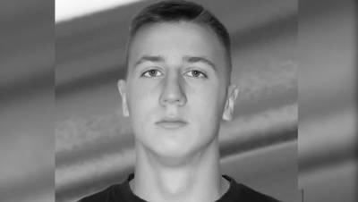 В Омске во время тренировки умер 22-летний атлет - gazeta.ru - Омск - Суперомск