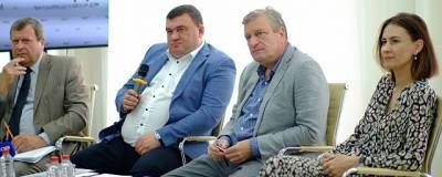 Игорь Васильев - В Кировской области за пять лет отремонтировали около 1200 км дорог - runews24.ru - Кировская обл.
